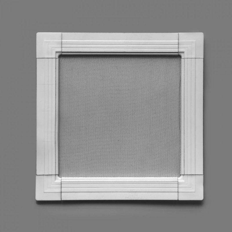 Bojíte se komárů? Obtěžují vás mouchy? Řešením jsou moderní sítě proti hmyzu