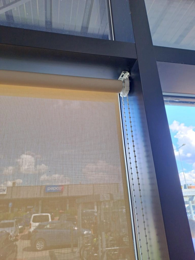 Interiérová roleta, s řetízkovým ovládáním