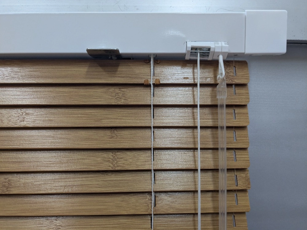 Dřevěná interierová horizontální žaluzie na míru